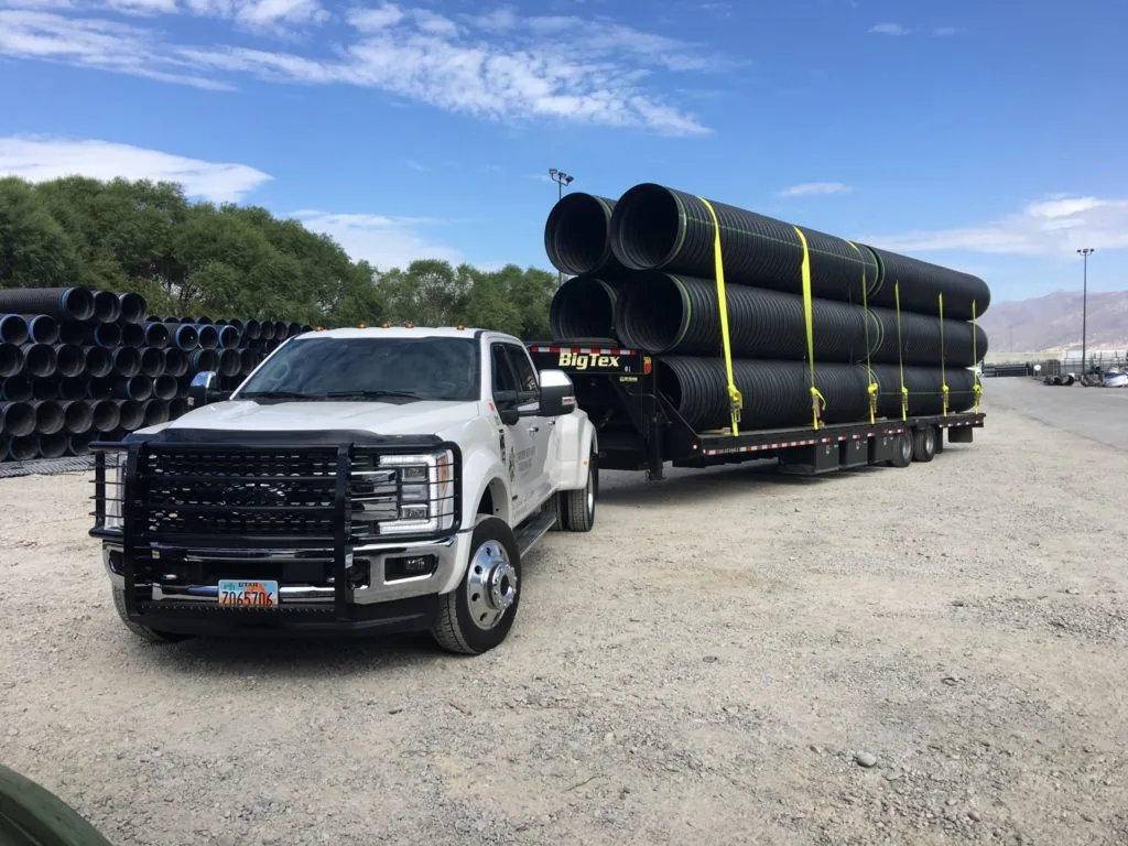 Hot shot truck